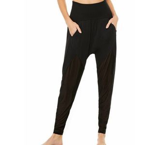 Alo Yoga Axis Pant - Black - Size S